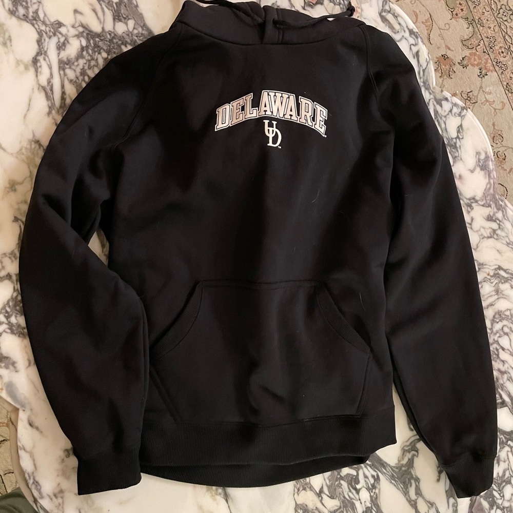 University of Delaware Under Armour Sweatshirt